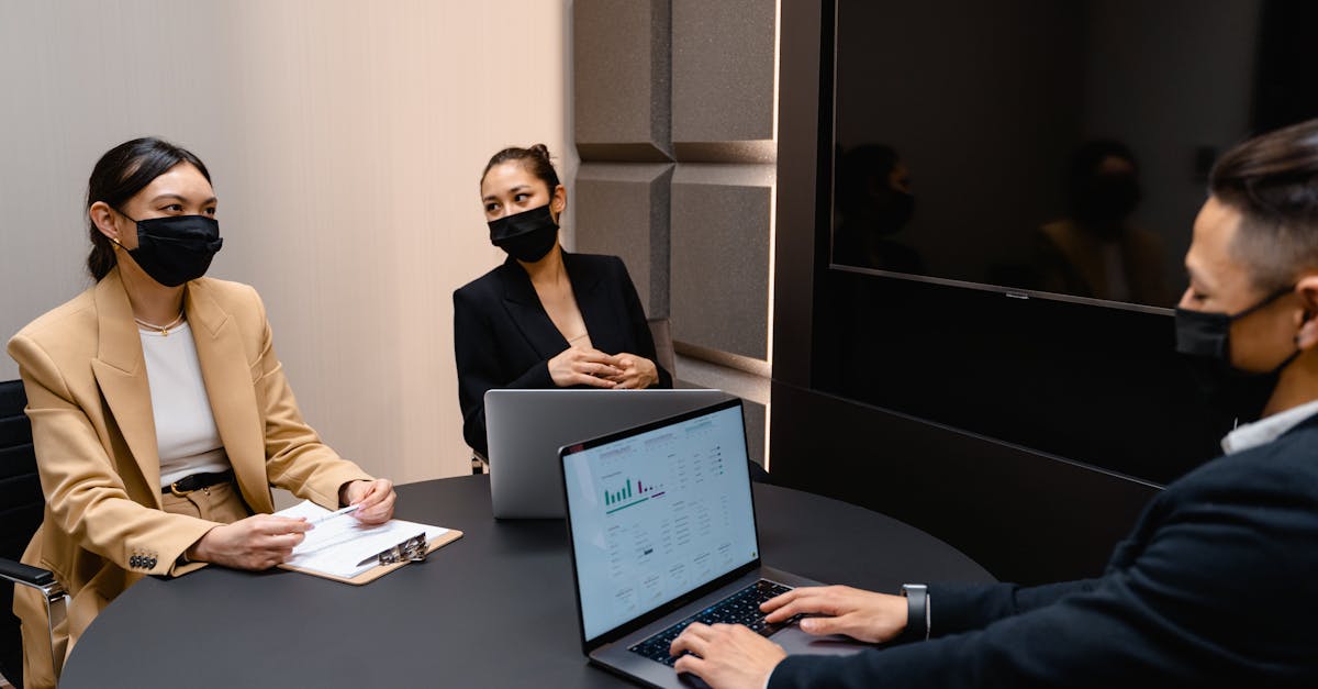 三网卡实名账号：风险提示现货平台代理